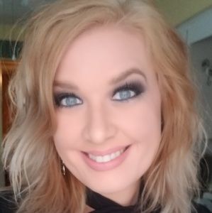 Meet your Posher, Bethany